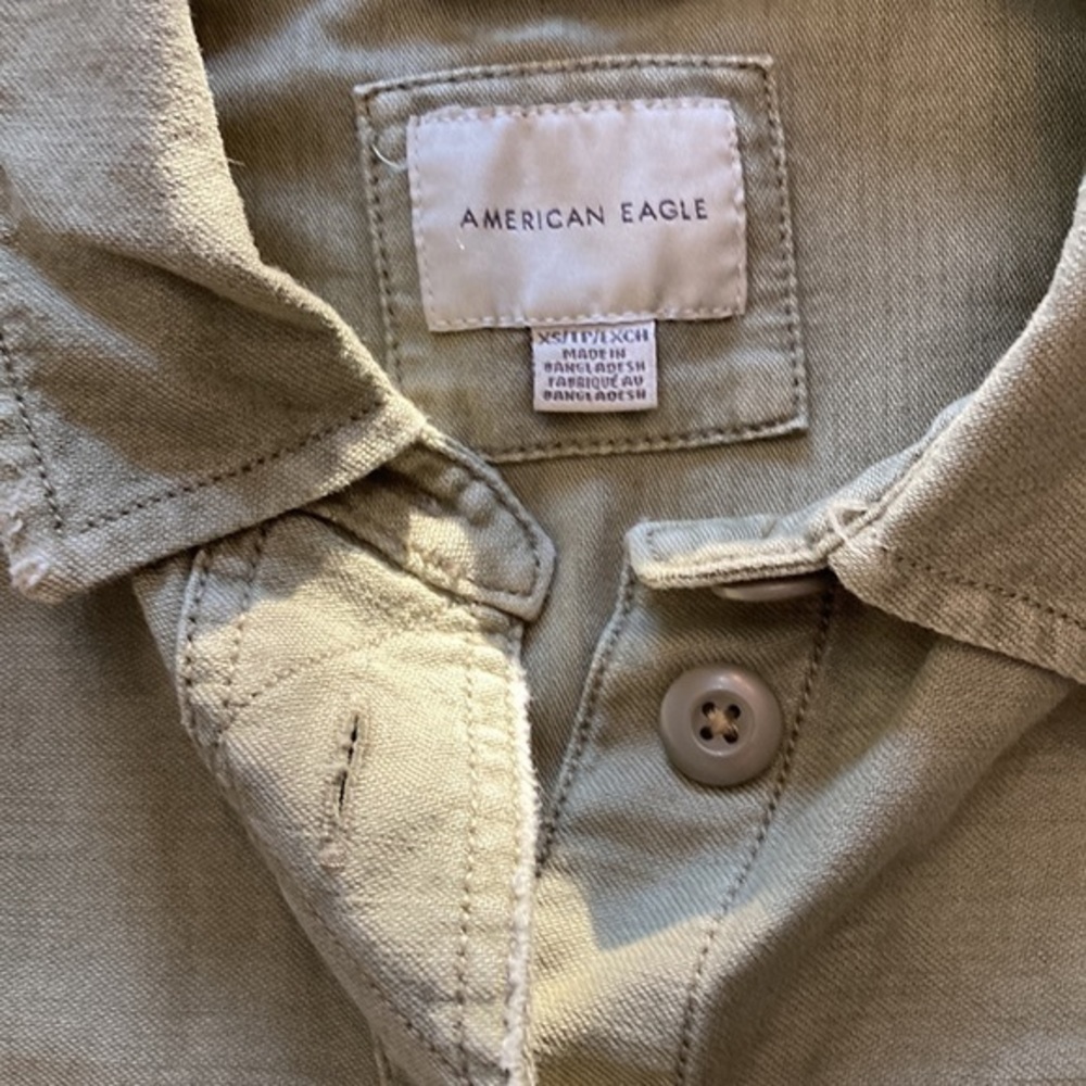 American‎ Eagle Cropped Military Shacket XS - Picture 11 of 11